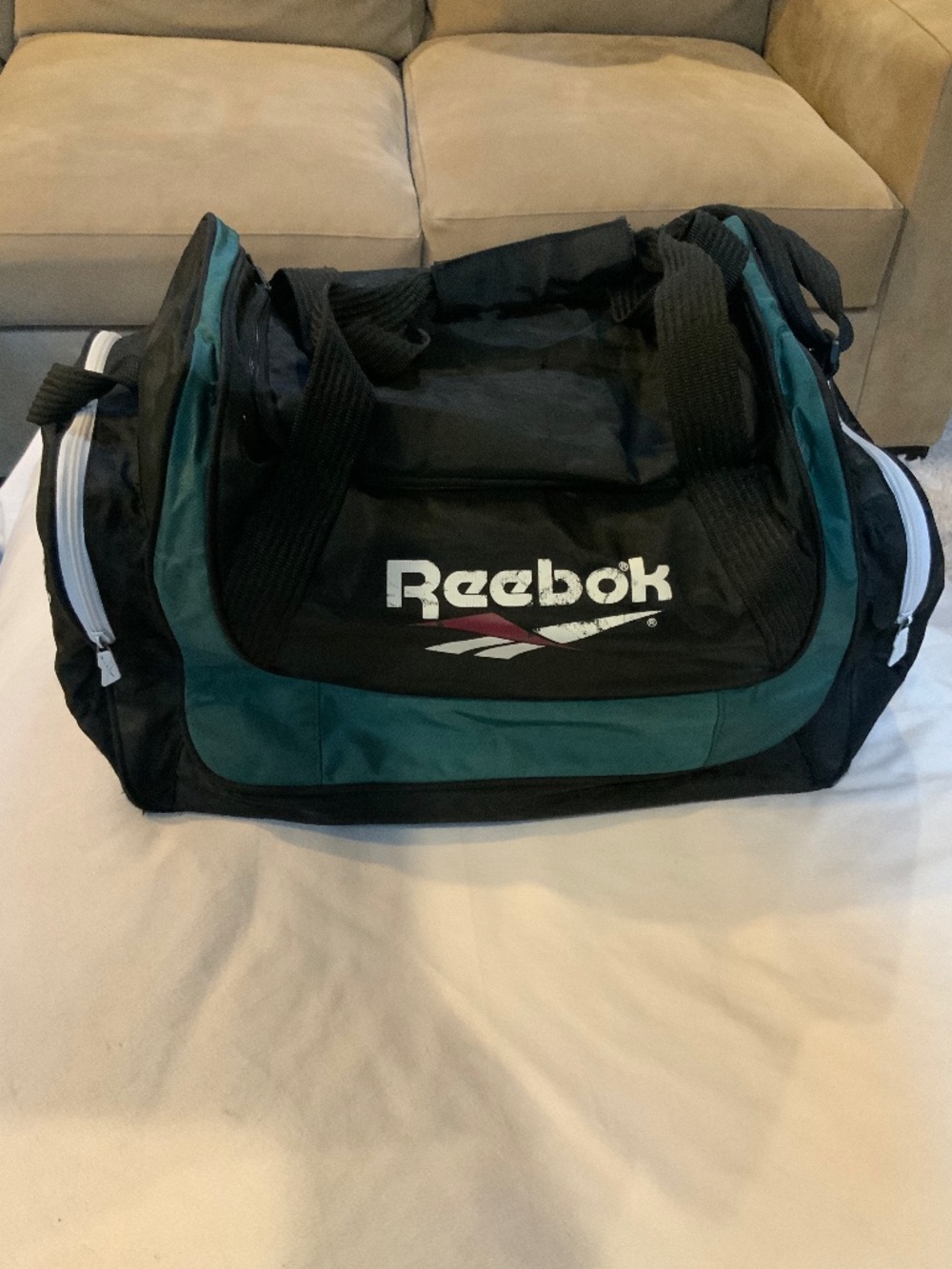 Reebok Vintage Black Green Duffel Gym Bag Active Travel Sporty Retro